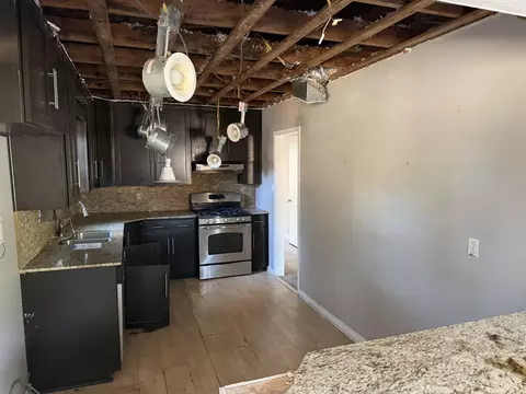 Kitchen - 2006 W 34th Ave, Pine Bluff, AR 71603 photo 1 of 1