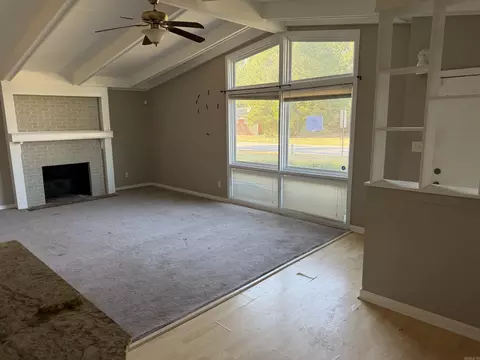 Living - 2006 W 34th Ave, Pine Bluff, AR 71603 photo 1 of 1