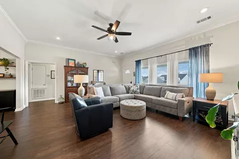 Living - 318 Sherry Ann Ct, Alexander, AR 72002 photo 2 of 5