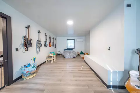 Bedroom - 95 County Road 353, Thayer, MO 65791 photo 1 of 5