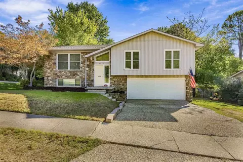 2219 Breckenridge Dr, Little Rock, AR 72227