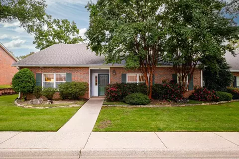 12400 Hunters Glen Blvd #20, Little Rock, AR 72211