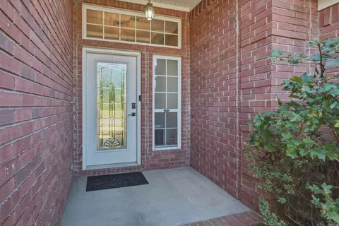 Entry Way - 27 Magness Creek Dr, Cabot, AR 72023 photo 1 of 3