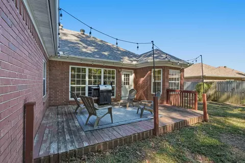 Exterior - 27 Magness Creek Dr, Cabot, AR 72023 photo 4 of 9