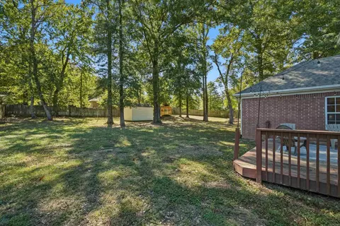 Exterior - 27 Magness Creek Dr, Cabot, AR 72023 photo 5 of 9