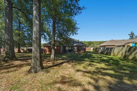 Exterior - 27 Magness Creek Dr, Cabot, AR 72023 photo 7 of 9
