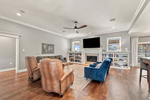 Living - 4815 Dover Ln, Conway, AR 72034 photo 1 of 4