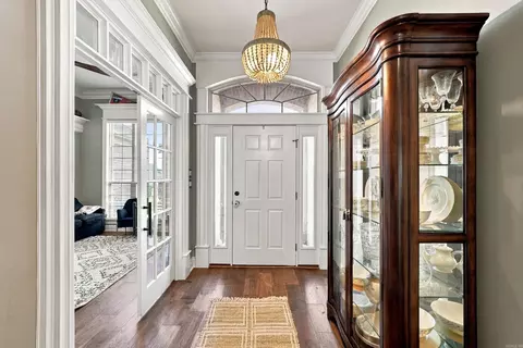 Entry Way - 4815 Dover Ln, Conway, AR 72034 photo 2 of 5