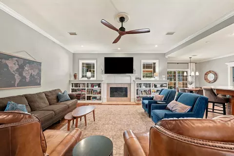 Living - 4815 Dover Ln, Conway, AR 72034 photo 2 of 4