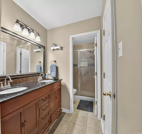 Bath - 32 G St, Cabot, AR 72023 photo 2 of 3