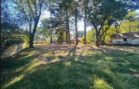 2226 Lee Ave, Conway, AR 72034 photo 4