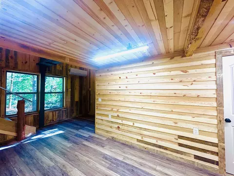 Living - 261 Mitchell Rd, Mountain View, AR 72560 photo 1 of 1