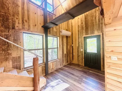 Entry Way - 261 Mitchell Rd, Mountain View, AR 72560 photo 10 of 10