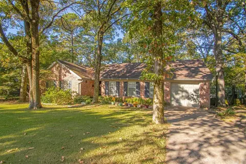 608 Beckwood Dr, Little Rock, AR 72205