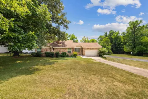 Exterior - 305 Ruth St, Benton, AR 72019 photo 12 of 13