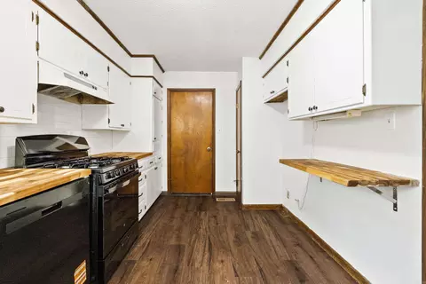 Kitchen - 305 Ruth St, Benton, AR 72019 photo 4 of 4