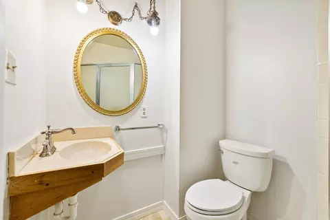 Bath - 305 Ruth St, Benton, AR 72019 photo 1 of 3