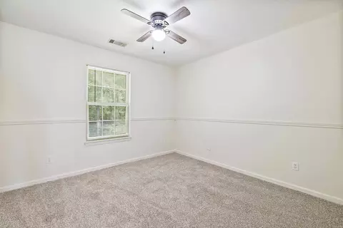 Bedroom - 325 Madison Place Cir, Benton, AR 72015 photo 3 of 4