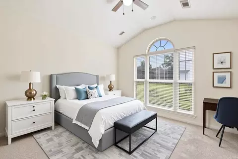 Bedroom - 325 Madison Place Cir, Benton, AR 72015 photo 1 of 4