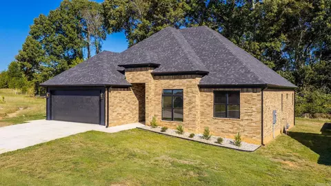 Exterior - 18 Avondale Rd, Cabot, AR 72023 photo 5 of 9