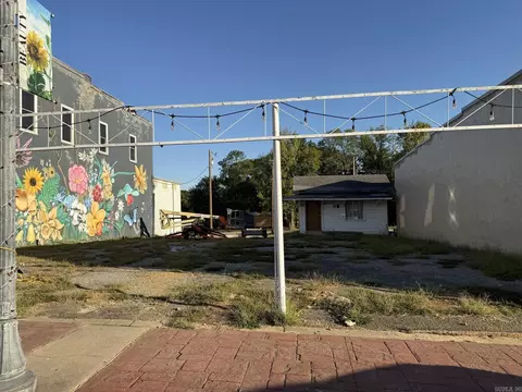 127 E Broadway St, Glenwood, AR 71943