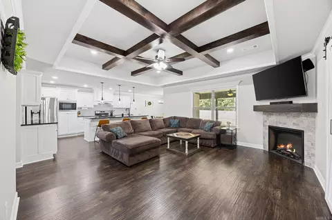 Living - 40 Arbor Trl, Cabot, AR 72023 photo 1 of 1