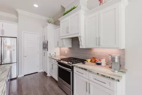 Kitchen - 4309 Sloan Dr, Alexander, AR 72002 photo 6 of 7