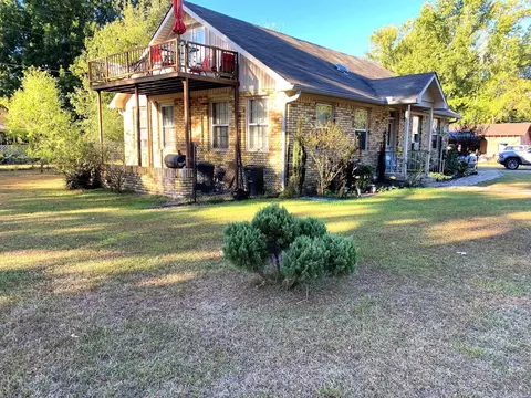Exterior - 1221 Rankin St Ave, Ashdown, AR 71822 photo 4 of 9