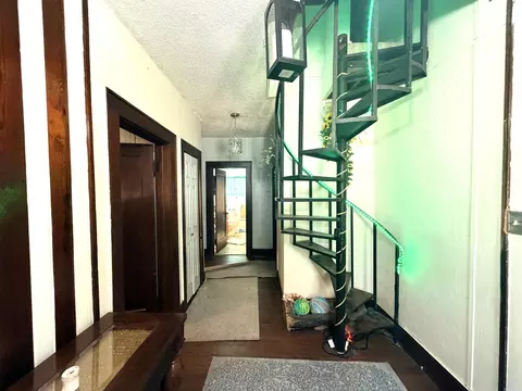 Entry Way - 1221 Rankin St Ave, Ashdown, AR 71822 photo 3 of 3