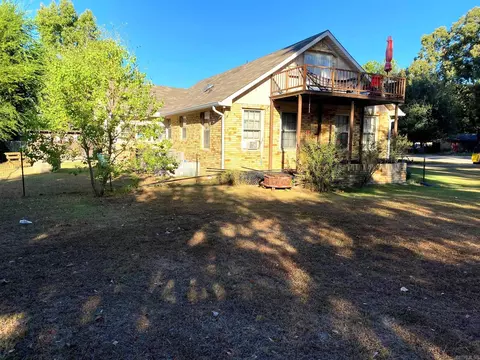 Exterior - 1221 Rankin St Ave, Ashdown, AR 71822 photo 5 of 9
