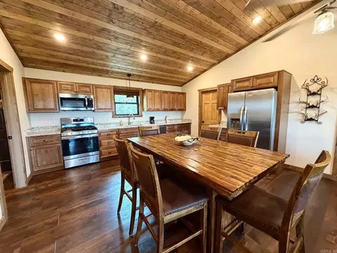 Kitchen - 104 Cleng Perrson, Fox, AR 72051 photo 4 of 4