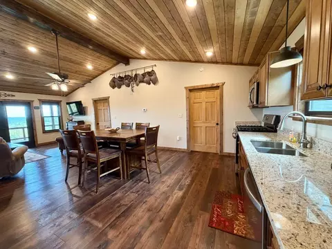 Kitchen - 104 Cleng Perrson, Fox, AR 72051 photo 1 of 4