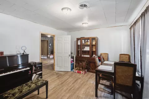 Dining - 129 E Cloverdale Dr, Brinkley, AR 72021 photo 1 of 1