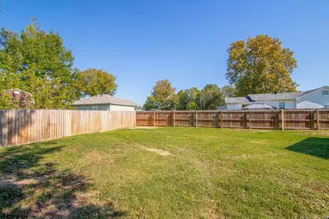 Exterior - 110 N 2nd Street St, Austin, AR 72007 photo 4 of 9