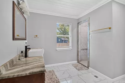 Bath - 110 N 2nd Street St, Austin, AR 72007 photo 1 of 4