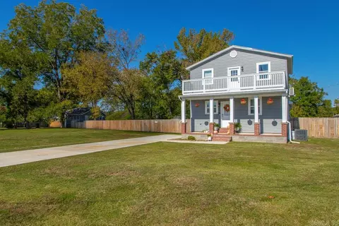 Exterior - 110 N 2nd Street St, Austin, AR 72007 photo 5 of 9