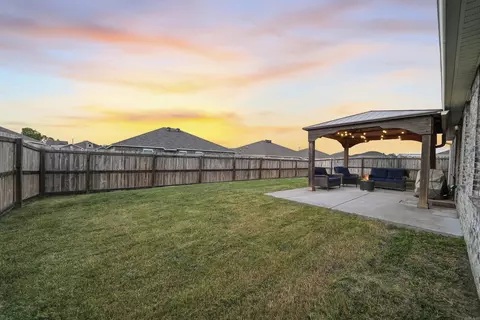 Exterior - 1350 Acuff Ln, Conway, AR 72034 photo 3 of 5