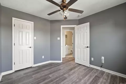 Bedroom - 69 Willow Lake Dr, Ward, AR 72176 photo 4 of 6
