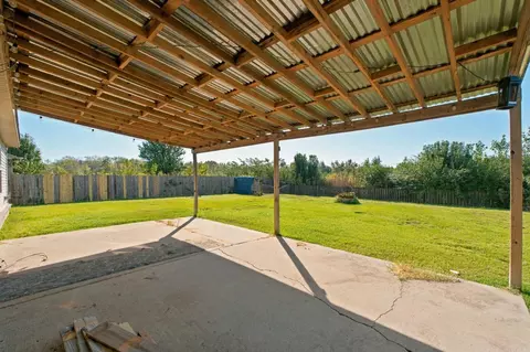 Exterior - 69 Willow Lake Dr, Ward, AR 72176 photo 3 of 7
