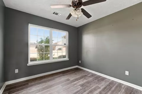 Bedroom - 69 Willow Lake Dr, Ward, AR 72176 photo 2 of 6