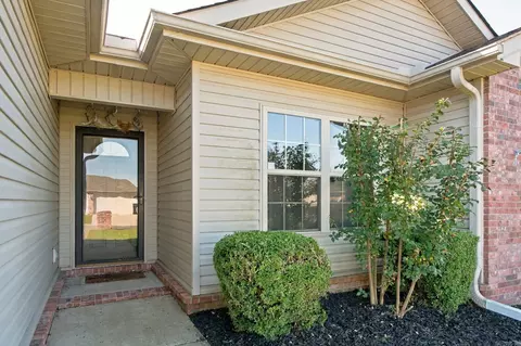 Exterior - 69 Willow Lake Dr, Ward, AR 72176 photo 2 of 7