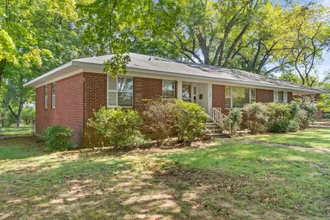 Exterior - 702 N Spring St, Searcy, AR 72143 photo 2 of 6