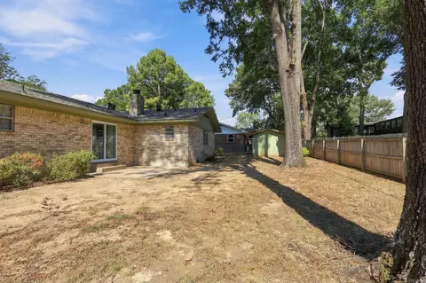 Exterior - 608 S Baridon St, Conway, AR 72034 photo 5 of 5