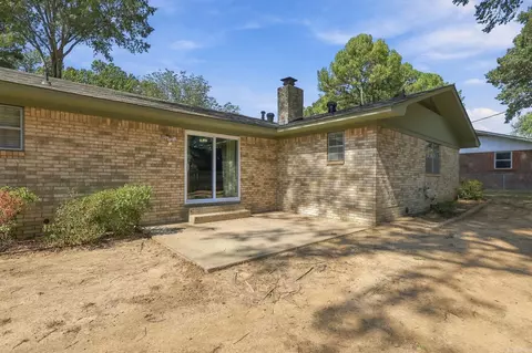 Exterior - 608 S Baridon St, Conway, AR 72034 photo 4 of 5