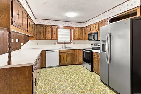 Kitchen - 608 S Baridon St, Conway, AR 72034 photo 1 of 3