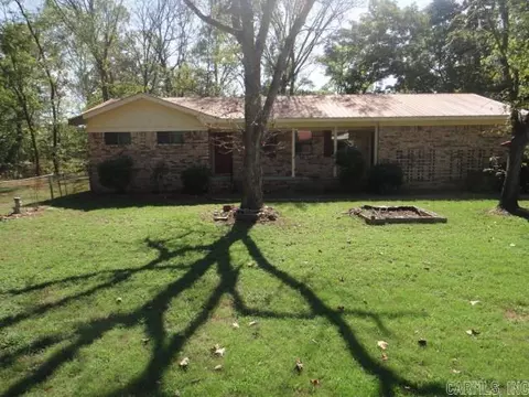 112 Stacey Dr, Batesville, AR 72501