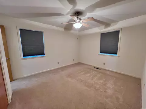 Bedroom - 203 Pine Bluff St, Malvern, AR 72104 photo 2 of 4