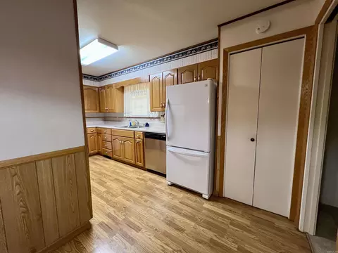 Kitchen - 203 Pine Bluff St, Malvern, AR 72104 photo 1 of 3