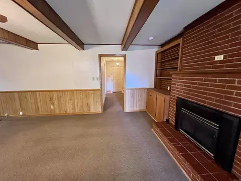 Living - 203 Pine Bluff St, Malvern, AR 72104 photo 2 of 3