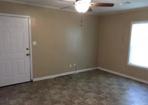 2307 W 25th St, Pine Bluff, AR 71603 photo 5